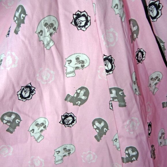 Hearts & Roses Skull Baby Swing Dress in Pink Goth Size 8   6672 - Picture 5 of 16